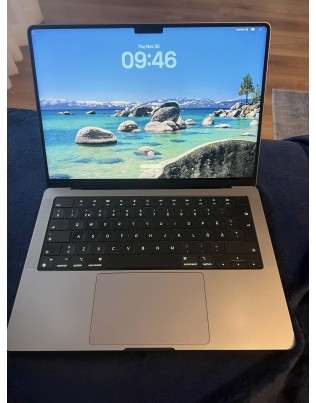 14" Apple Macbook Pro