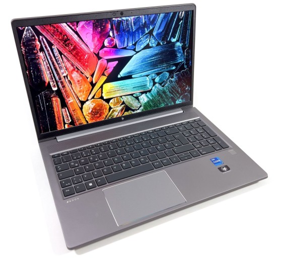 HP ZBook Power 15 G10, Iluveaga
